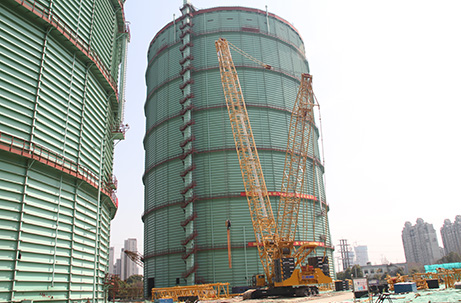 Shanghai gas tank hoisting and dismantling