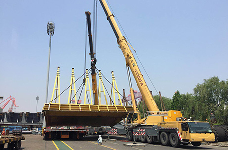 Shanghai Waigaoqiao Dock Slab Double Hoisting