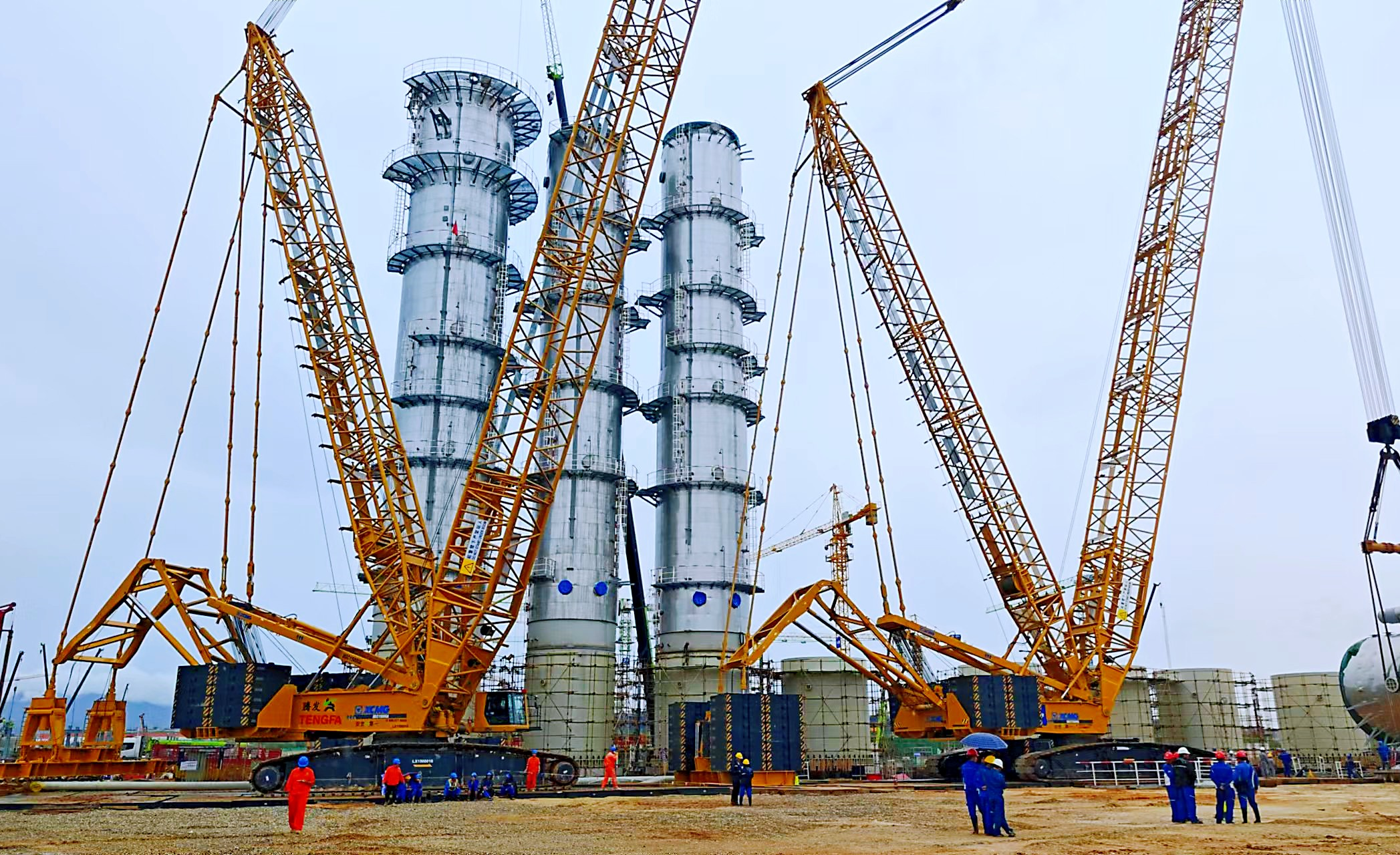 Shanghai Tengfa's Integrated Lifting & Transport Equipment Rental Service Empowers Yunnan Polysilico